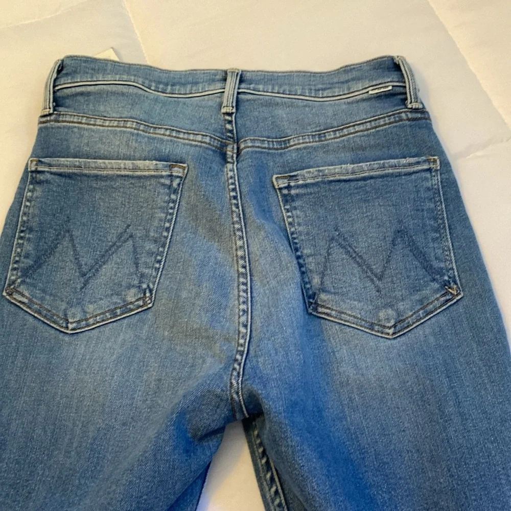 Mother the Rider Ripped High Rise Ankle Jeans. Straight leg. Sz: 30 - Picture 12 of 14